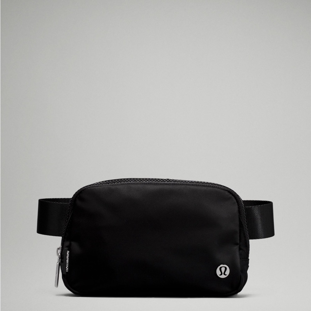 lululemon athletica Everywhere Belt Bag